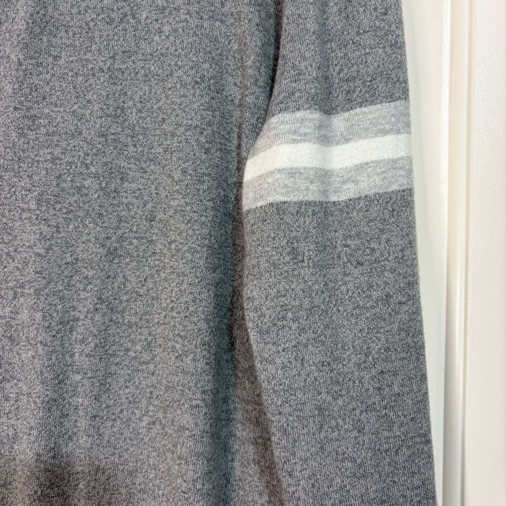 BANANA REPUBLIC Men Lg Pima Cotton Cashmere Blend Grey  1/4 Zip Sweater Normcore - Picture 2 of 6